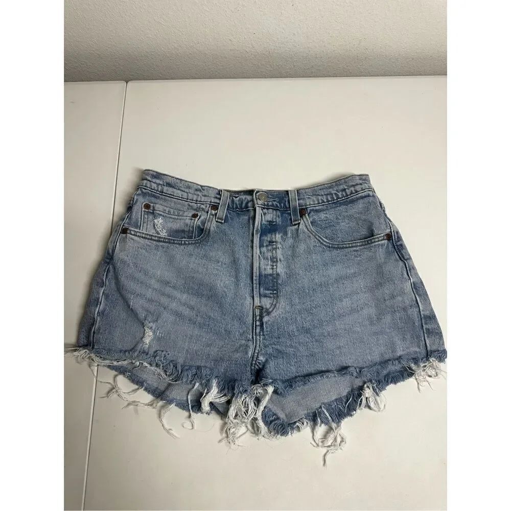 Levi’s 501 Women’s Distressed Cut Off Shorts Size 30W Blue Button Fly